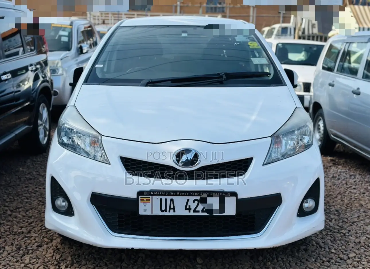 Toyota Vitz 1.5 FWD 5dr 2014 White