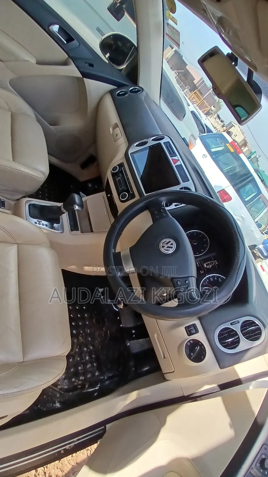 Volkswagen Tiguan 2010 White