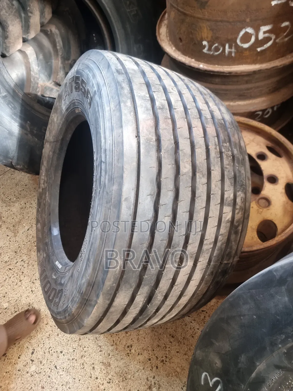 18r19.5 / 445/45r19.5 New Tyres.