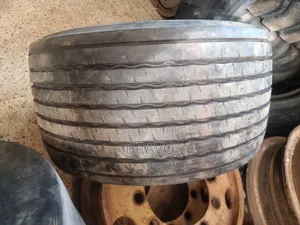 18r19.5 / 445/45r19.5 New Tyres.