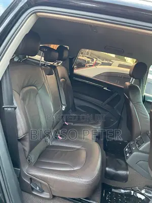 Audi Q7 2012 Black