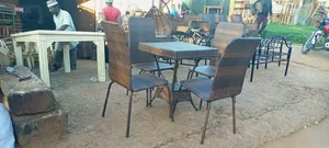 Bar 4 Sitter Dining Table Set