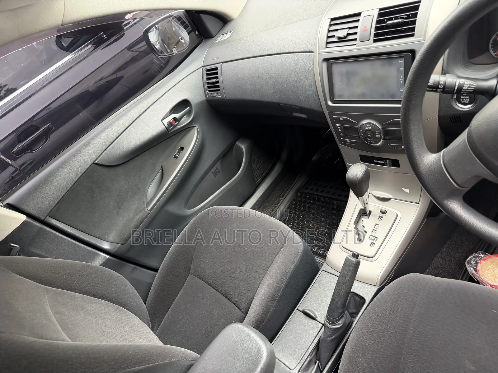 Toyota Corolla Fielder 2010 Silver