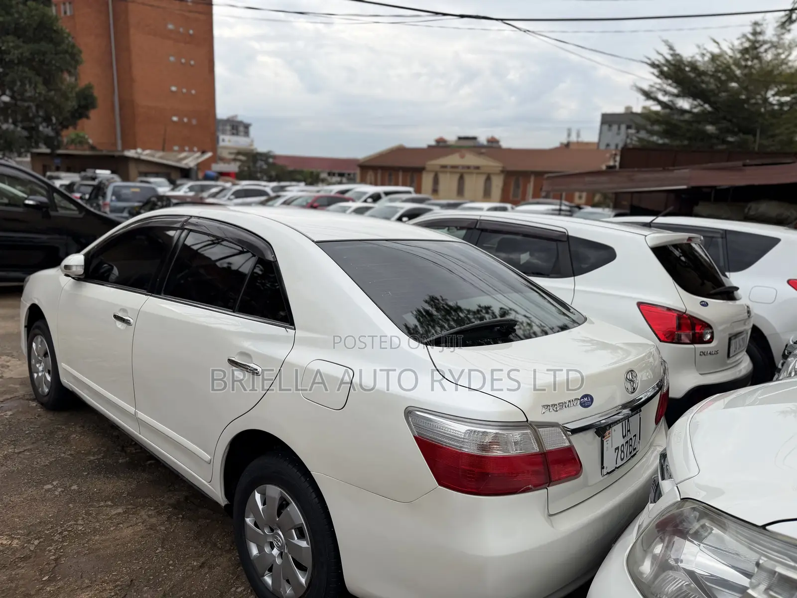 Toyota Premio 2011 White