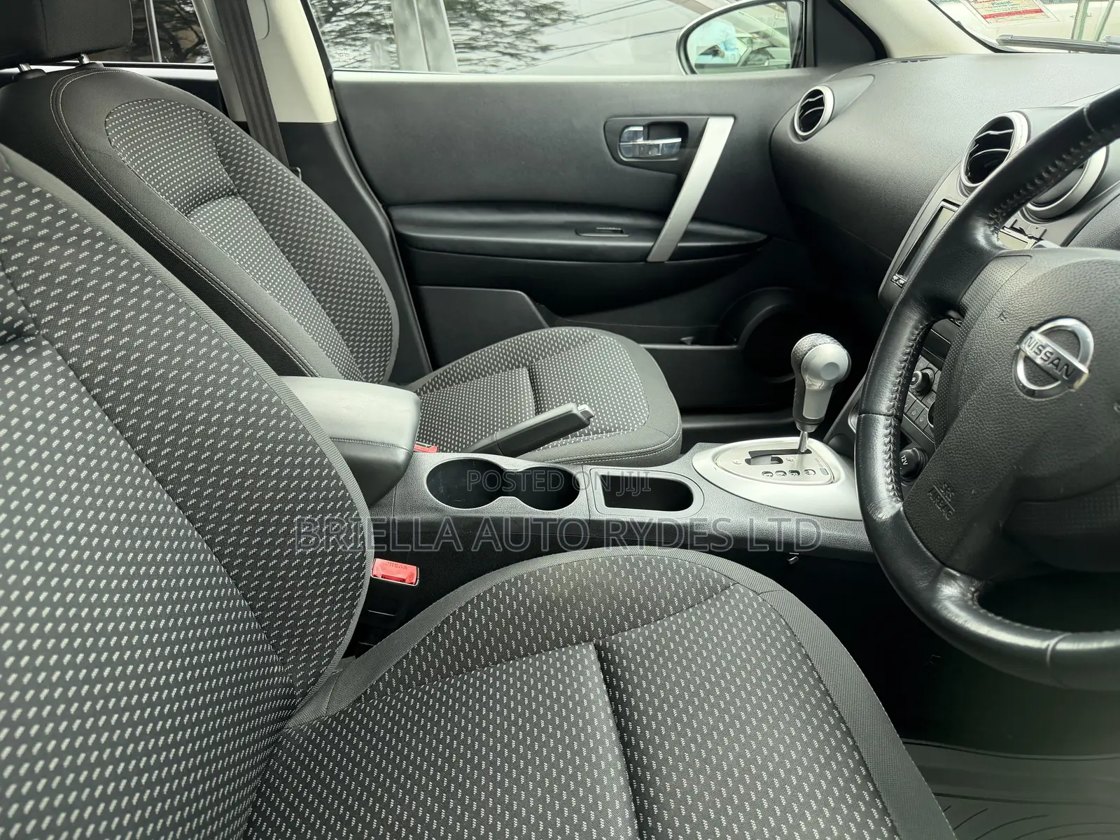 Nissan Dualis 2010 White