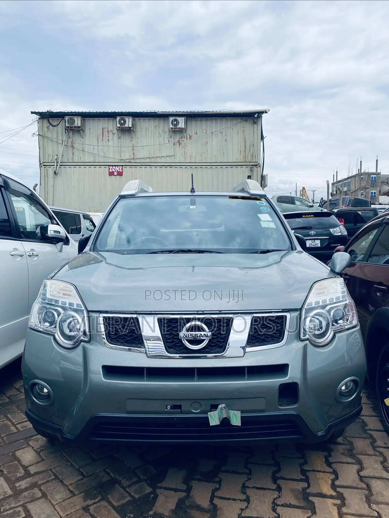 Nissan X-Trail 2012 Green