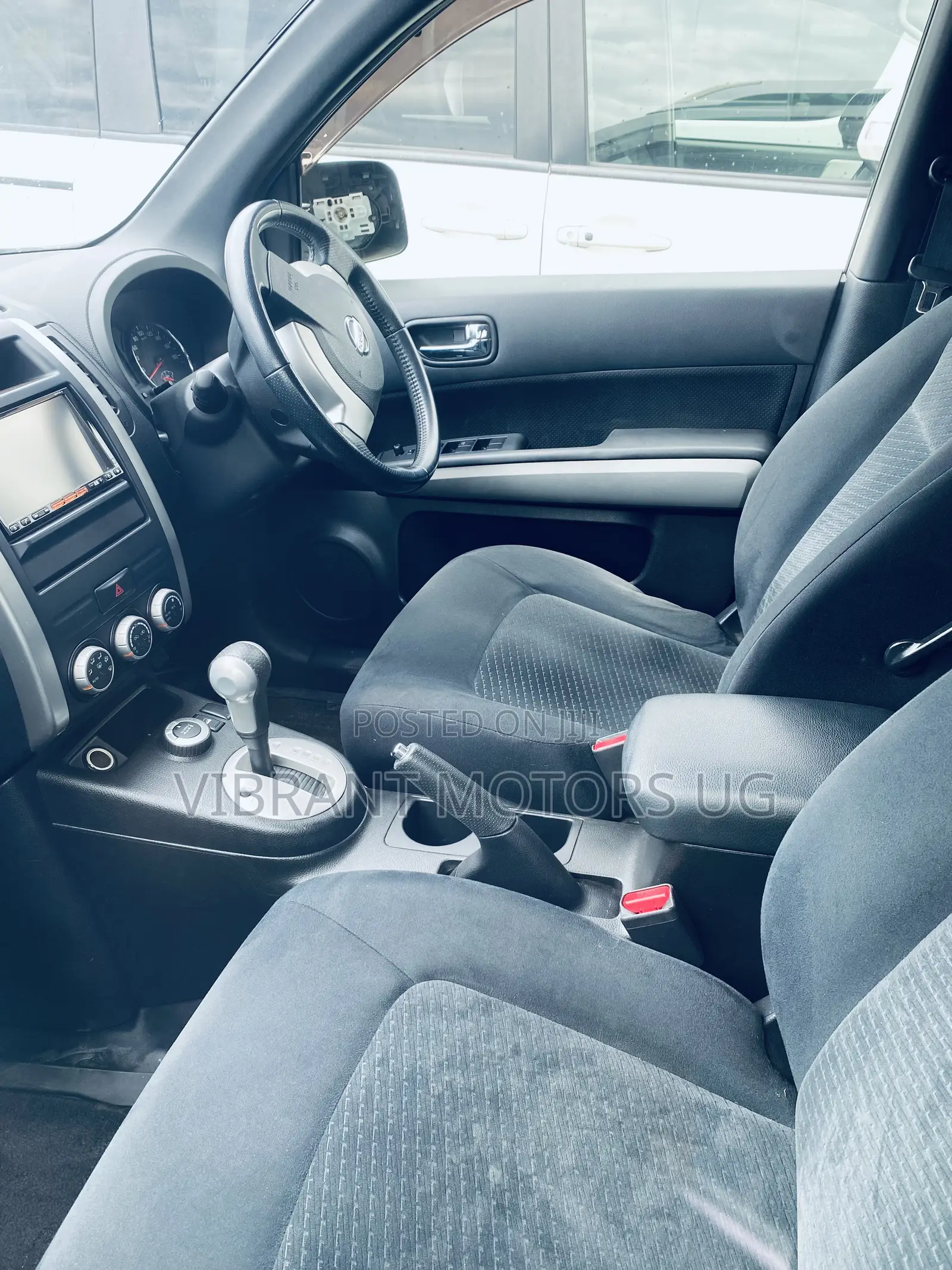Nissan X-Trail 2012 Green