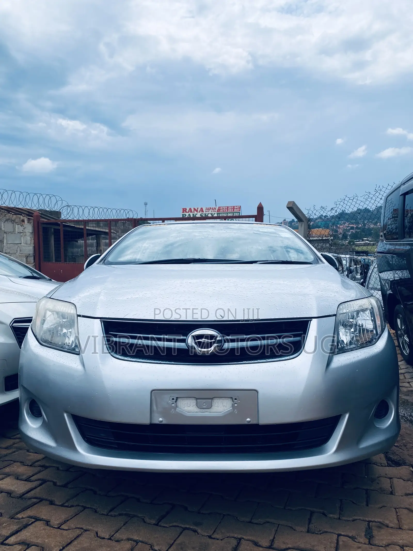 Toyota Corolla Fielder 2011 Silver