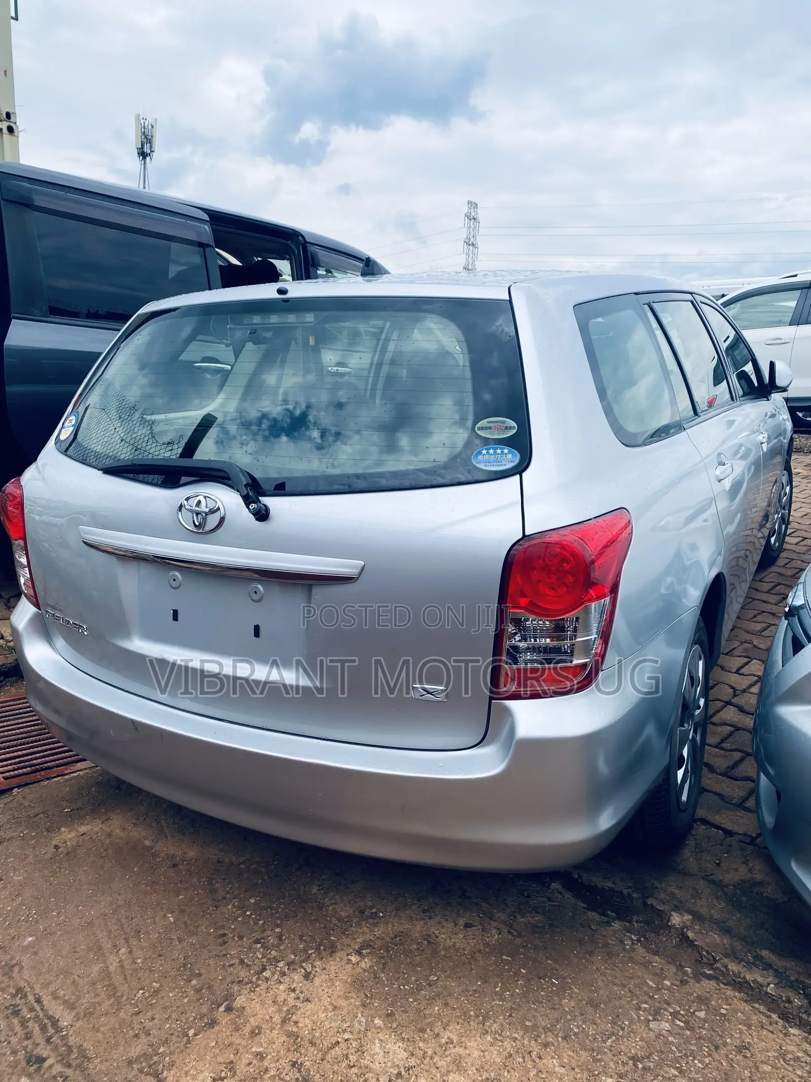 Toyota Corolla Fielder 2011 Silver