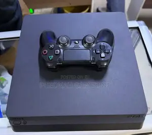Gaming Deal. Playstation 4 Slim - The Full Set. 13 Games, 2 Pads