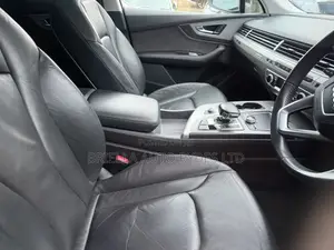 Audi Q7 2017 Black