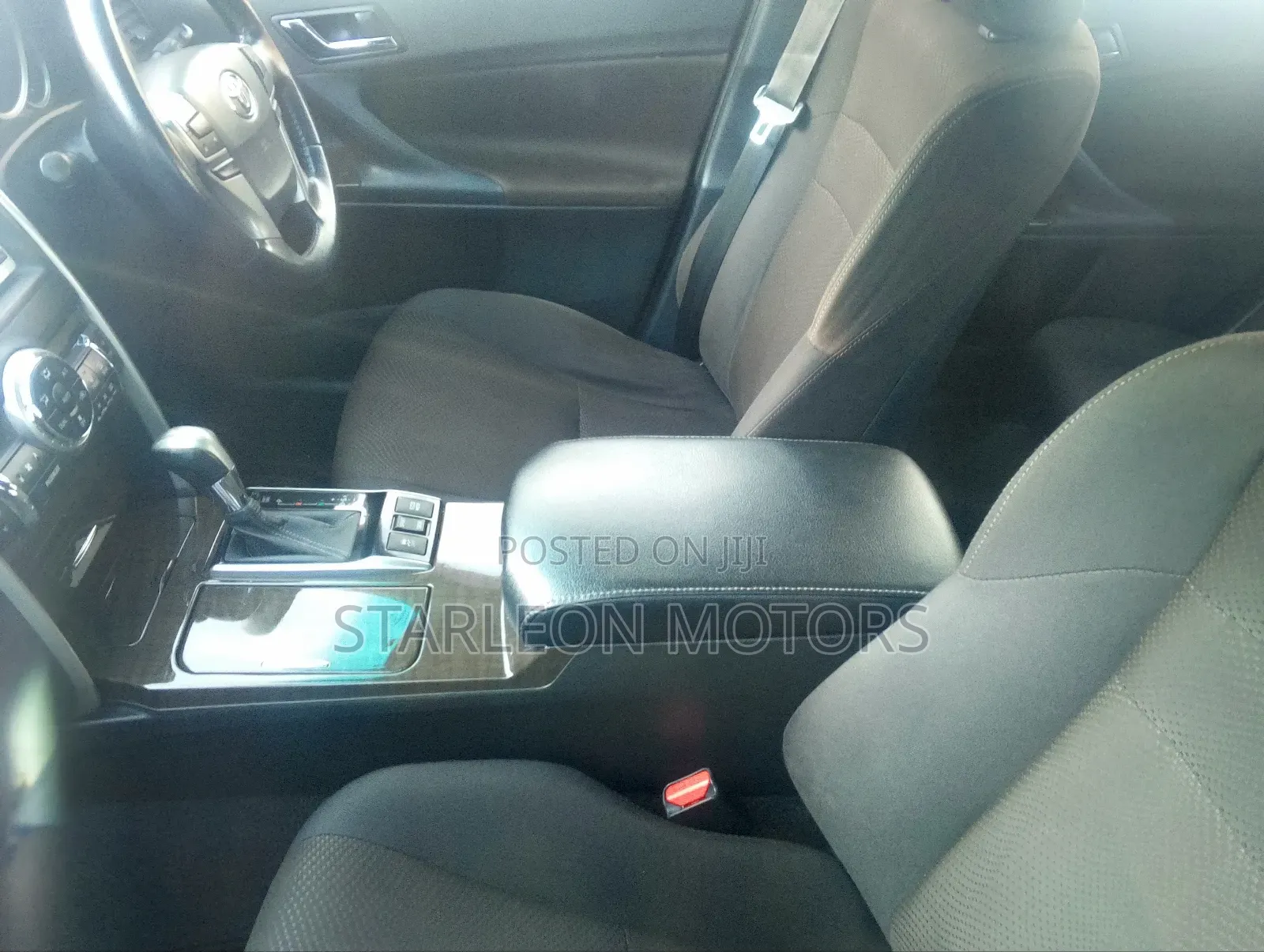Toyota Mark X 2012 White