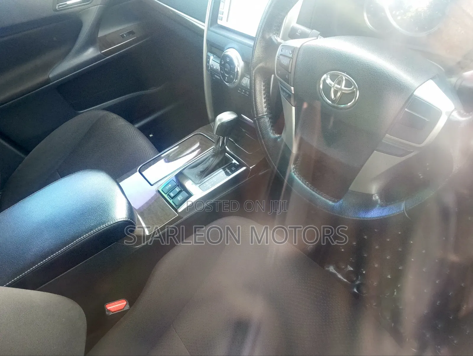 Toyota Mark X 2012 White