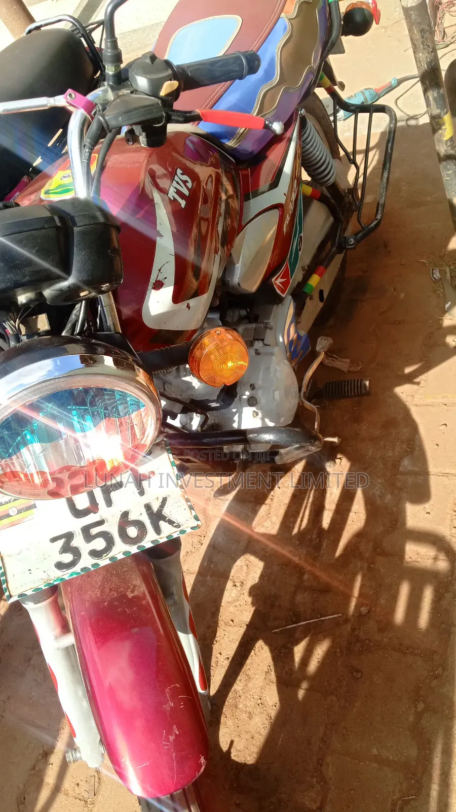 TVS HLX 125 2023 Red