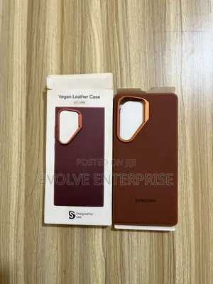 Samsung Galaxy S25 Ultra Vegan Leather Case