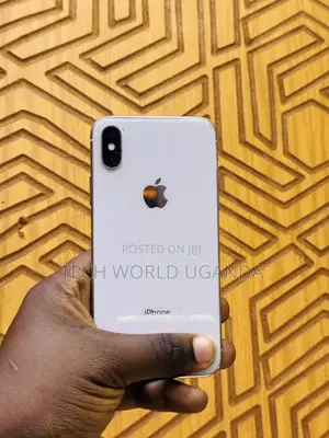 Apple iPhone X 64 GB White
