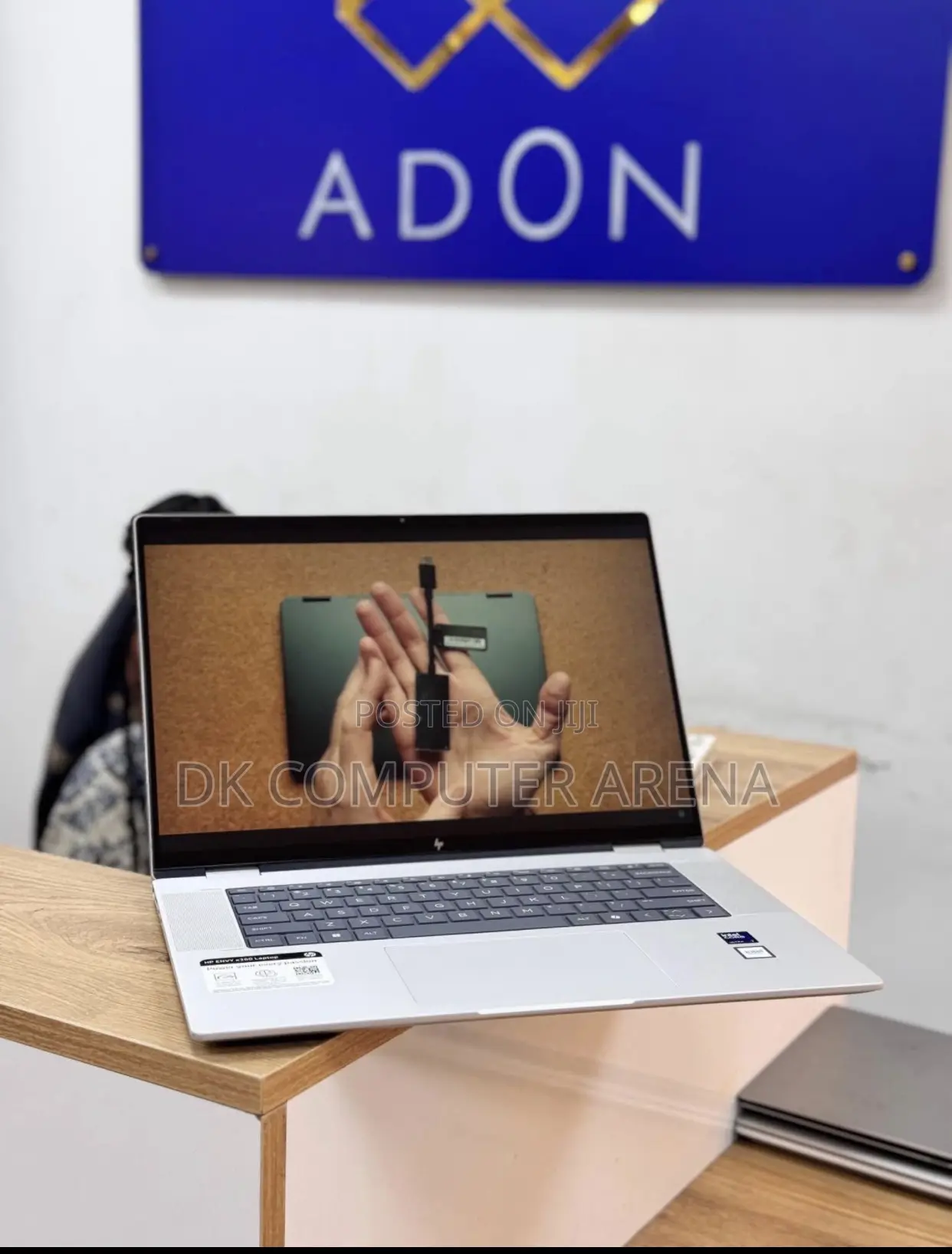 Laptop HP Envy X360 15-Cp0013nr 16GB Intel Core Ultra 7 SSD 512GB