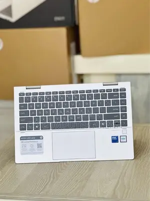 New Laptop HP Envy X360 13z 16GB Intel Core I5 SSD 512GB