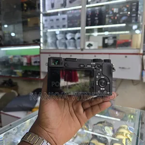 Ax Sony 6300