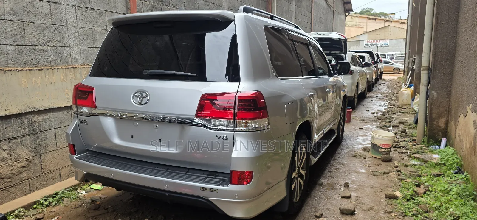Toyota Land Cruiser 2016 Silver