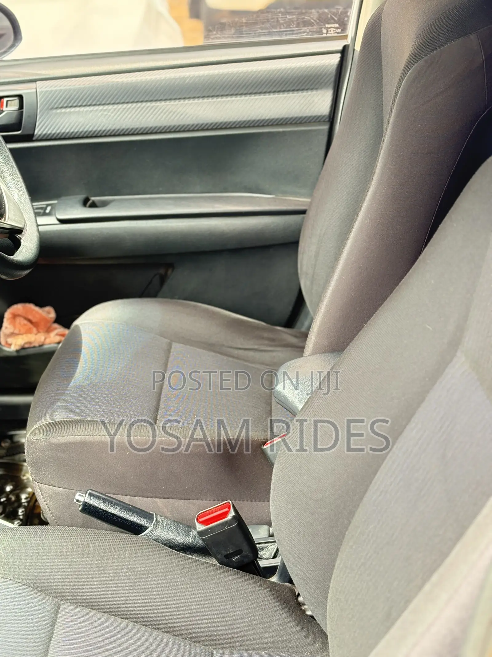 Toyota Corolla Fielder 1.5 Hybrid FWD 2014 Silver