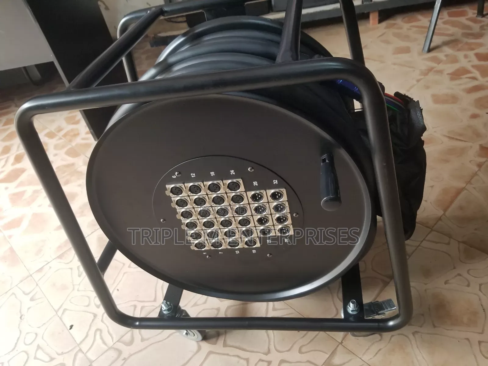 Professional Shake Cable
