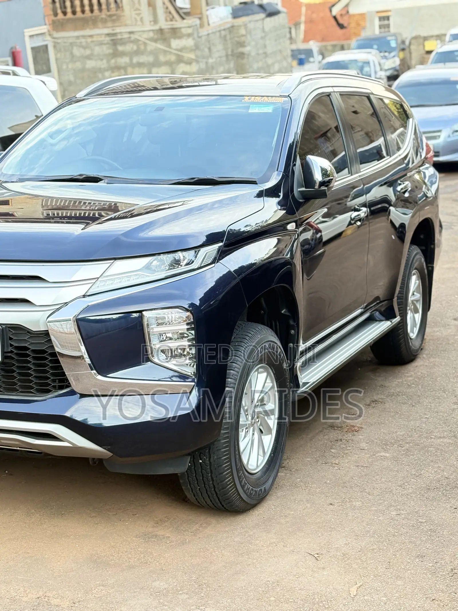 Mitsubishi Pajero Sport Exceed 2019 Blue