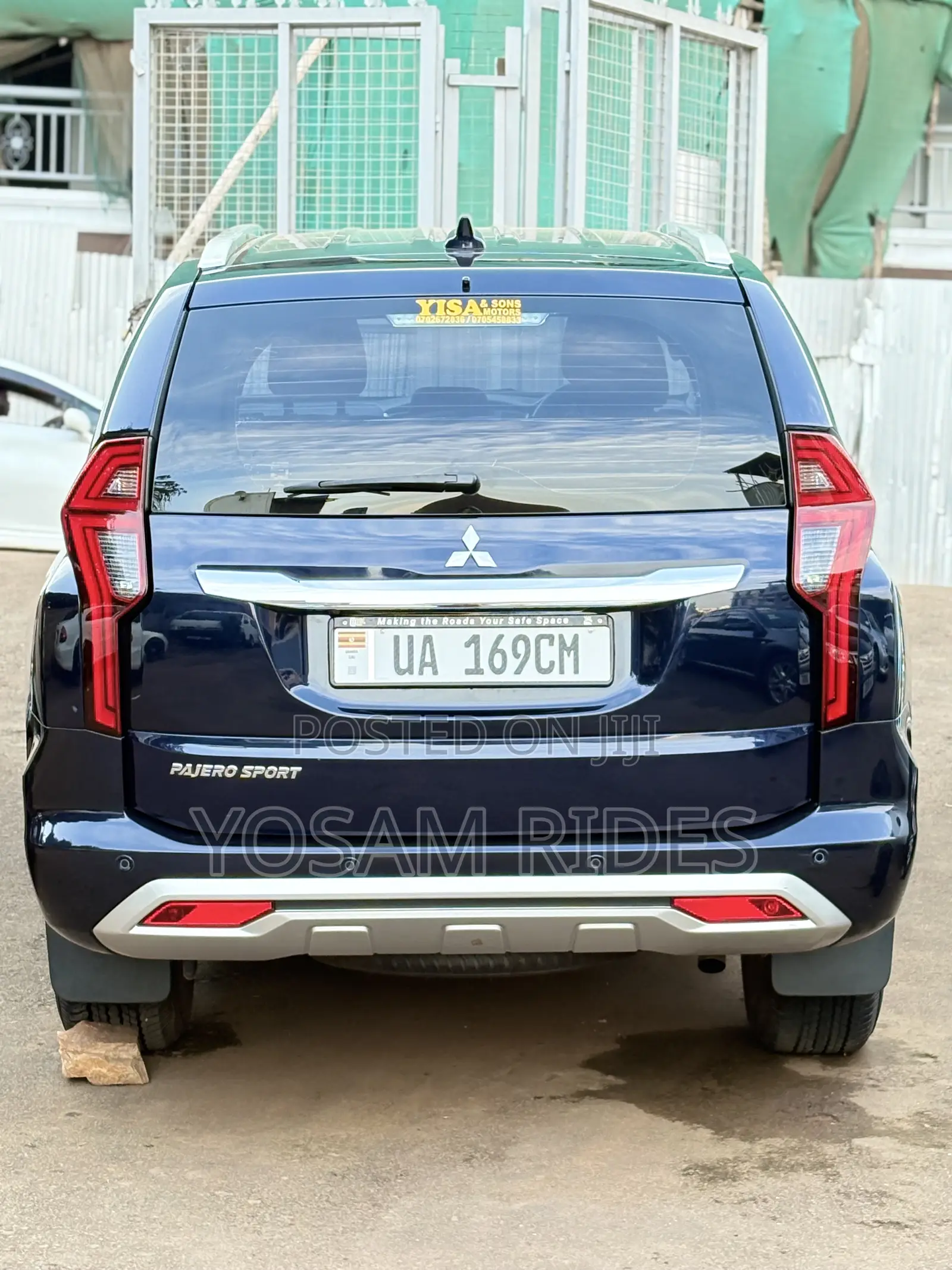 Mitsubishi Pajero Sport Exceed 2019 Blue