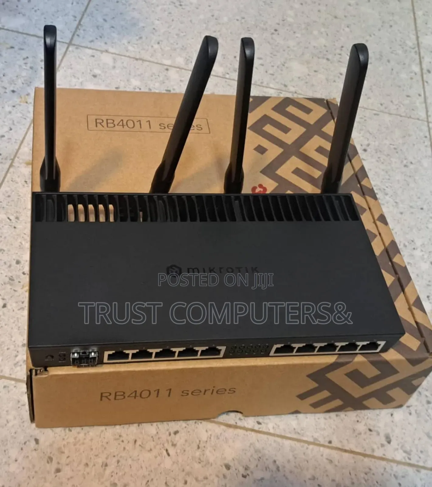 Mikrotik Rb4011igs+5hacq2hnd-in Wireless Router.