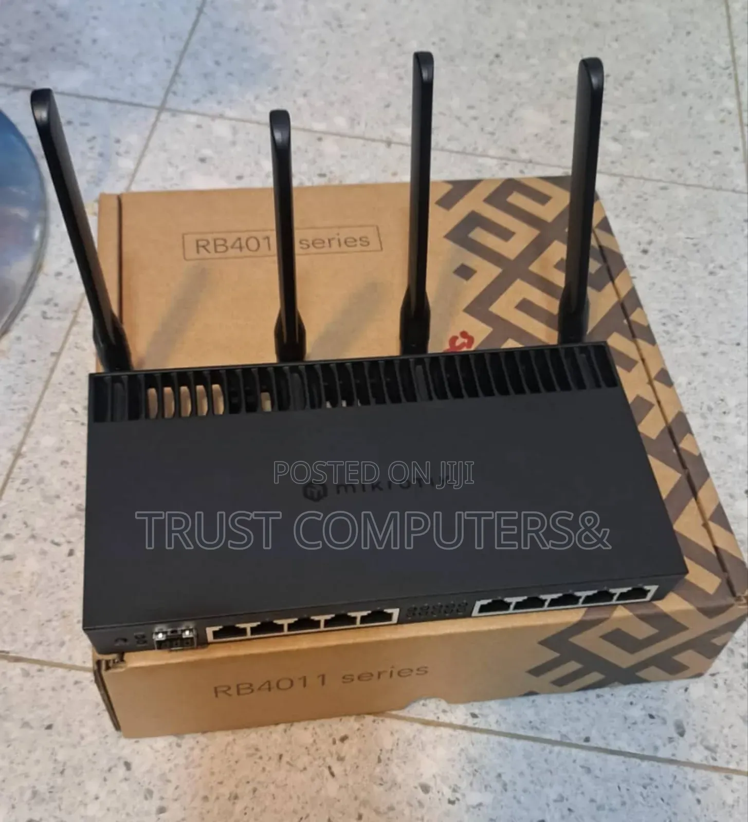 Mikrotik Rb4011igs+5hacq2hnd-in Wireless Router.