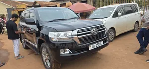 Toyota Land Cruiser 2015 Black