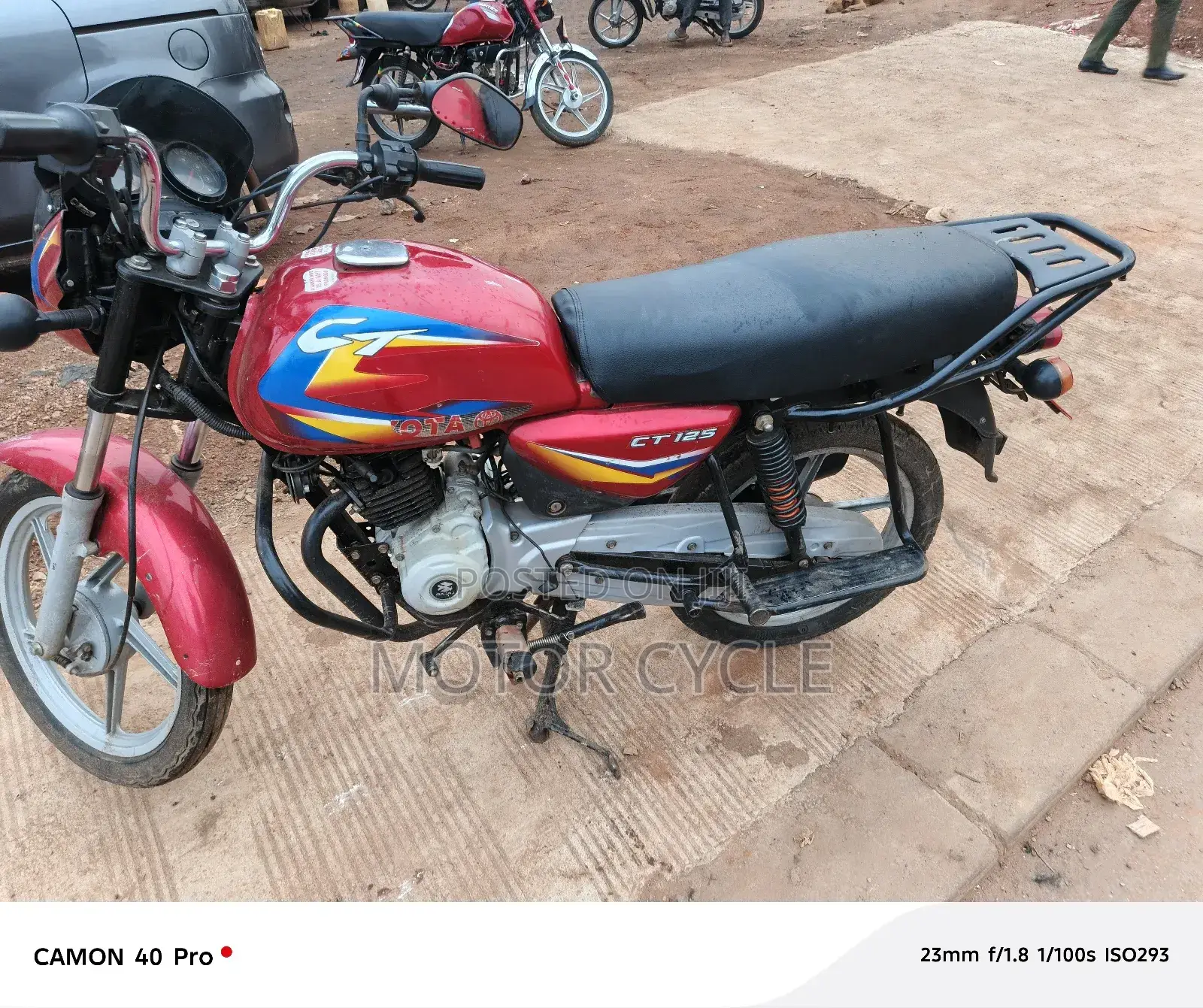 Bajaj Boxer 125 2022 Red