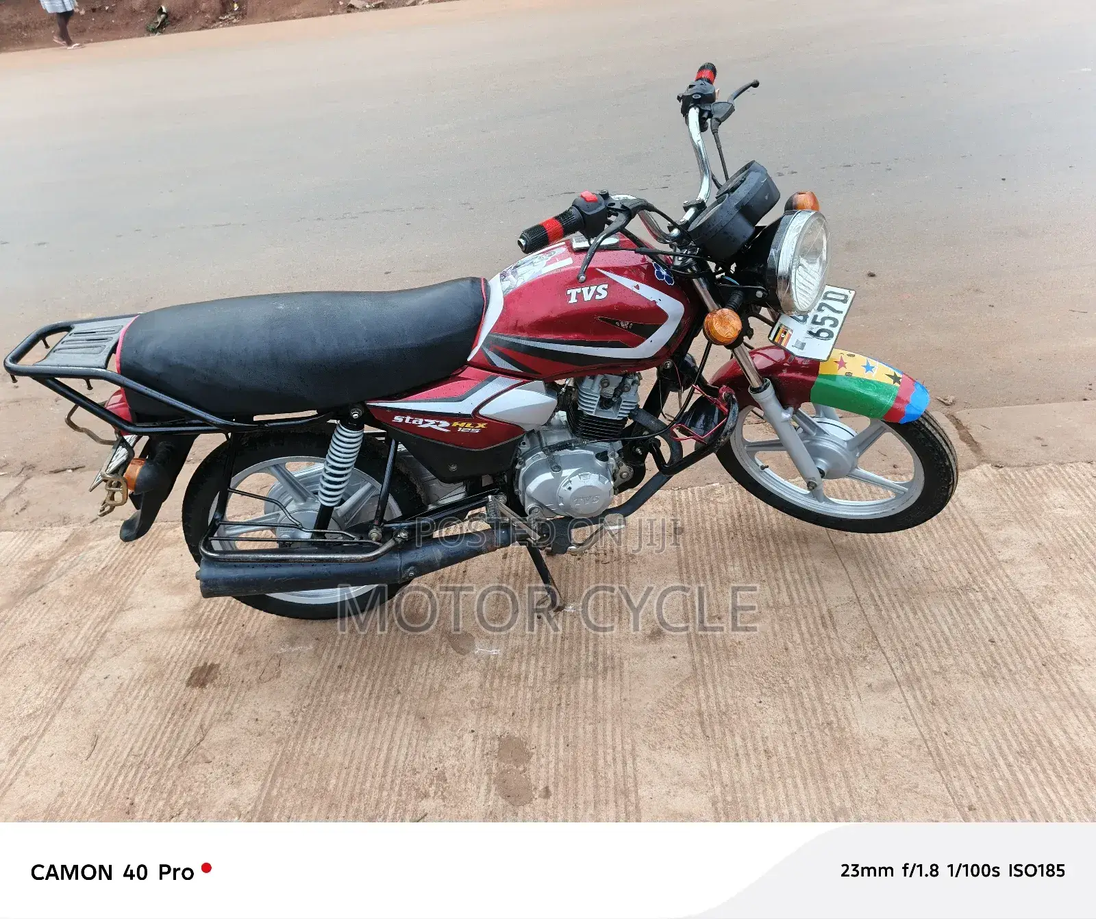TVS HLX 125 2023 Red