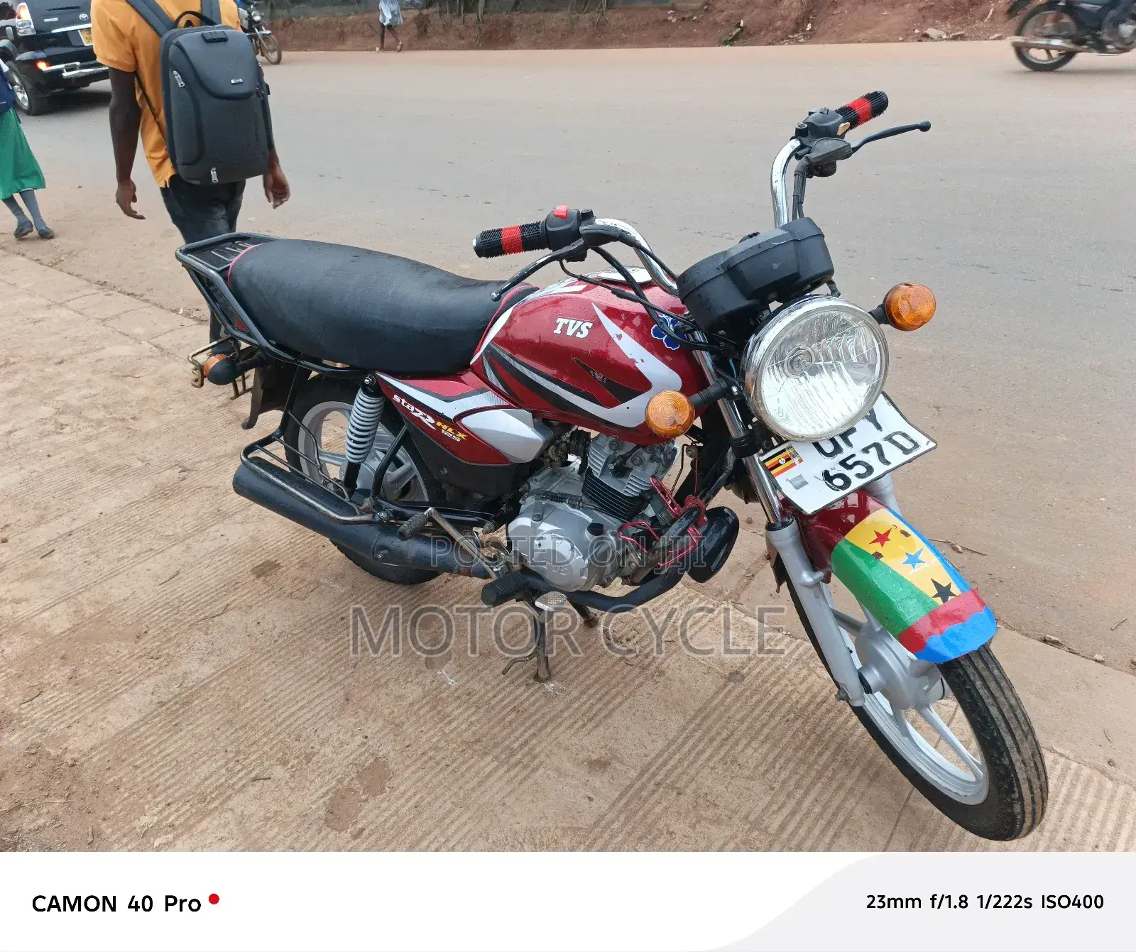 TVS HLX 125 2023 Red