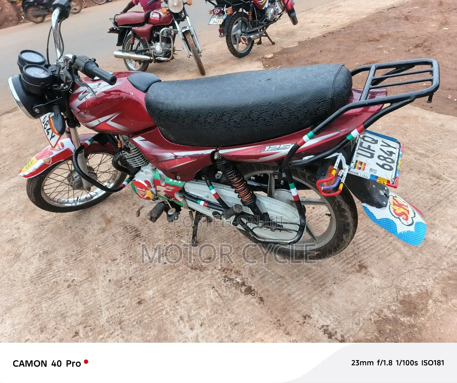 Bajaj Boxer 125 2022 Red