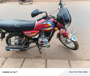 Bajaj Boxer 125 2023 Red