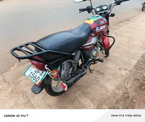 TVS HLX 125 2020 Red