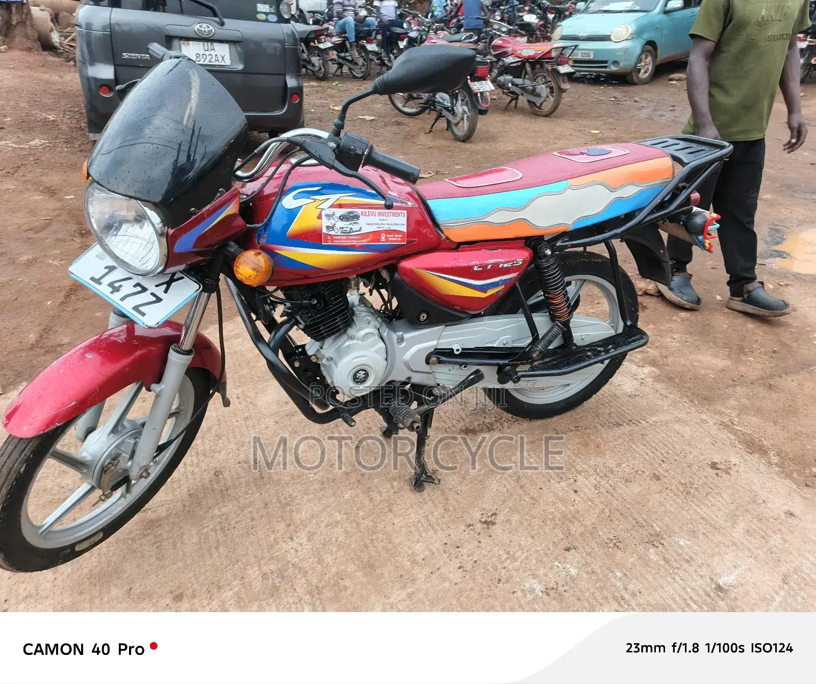 Bajaj Boxer 125 2023 Red