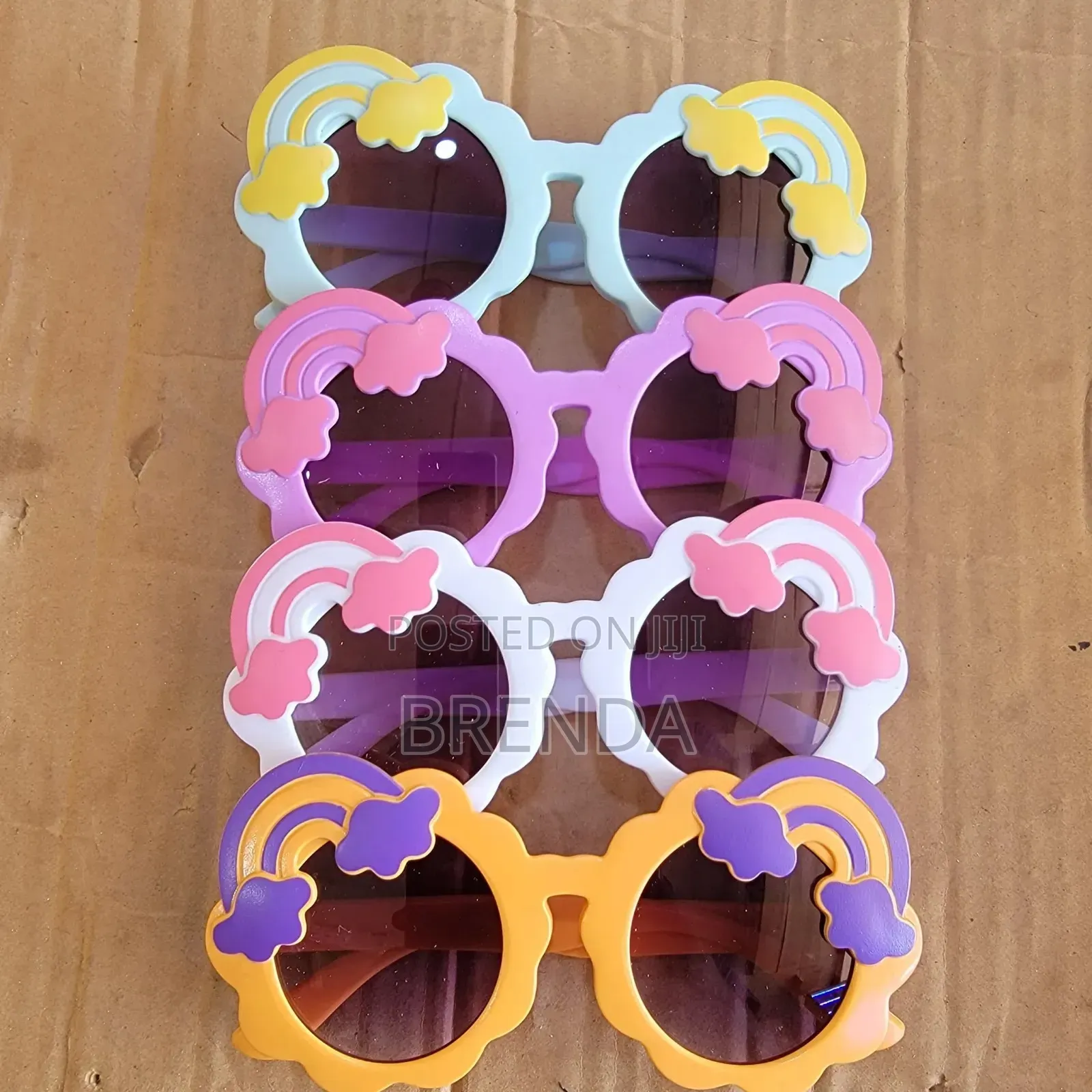 Brand New Fashionable Kids Sunglasses