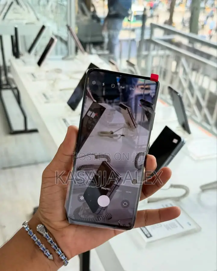 Samsung Galaxy S21 Ultra 5G 128 GB Black