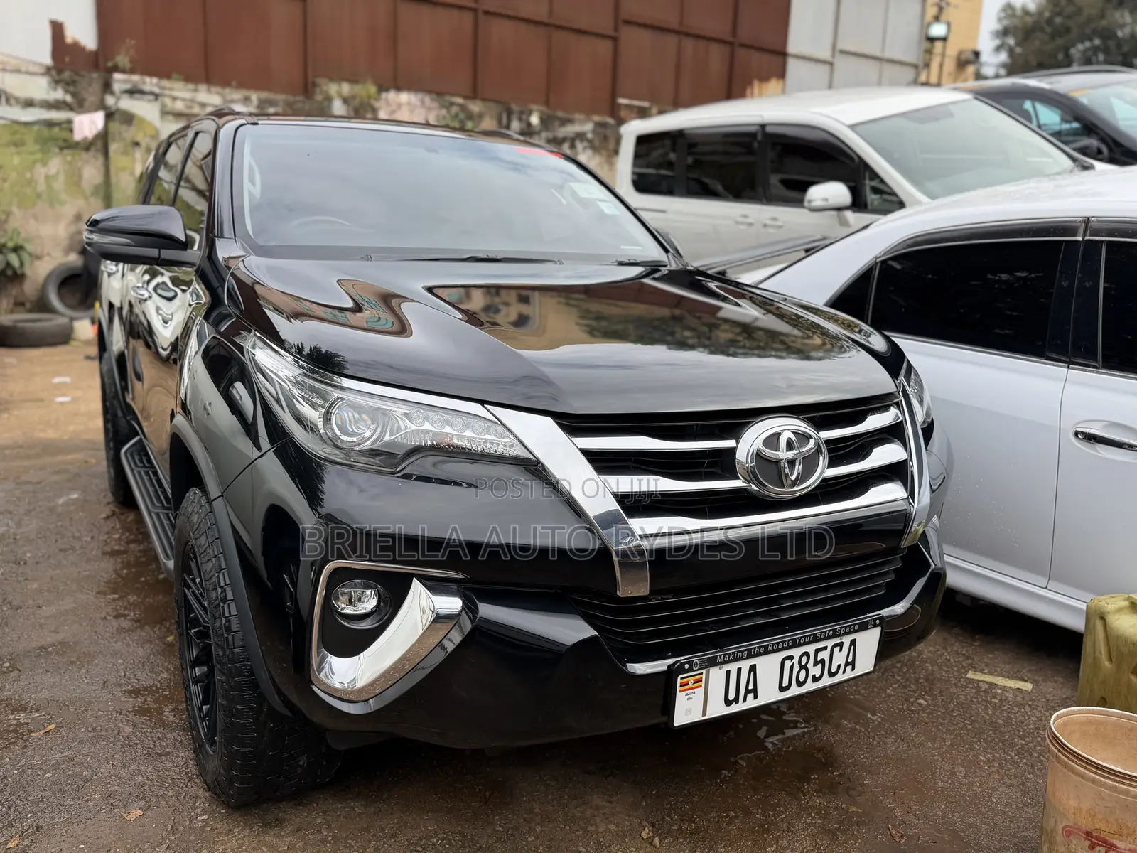 Toyota Fortuner 2016 Black