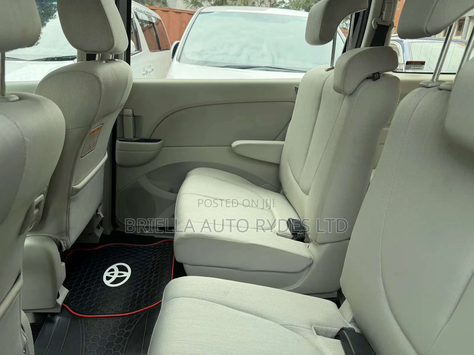 Mazda Biante 2010 Silver
