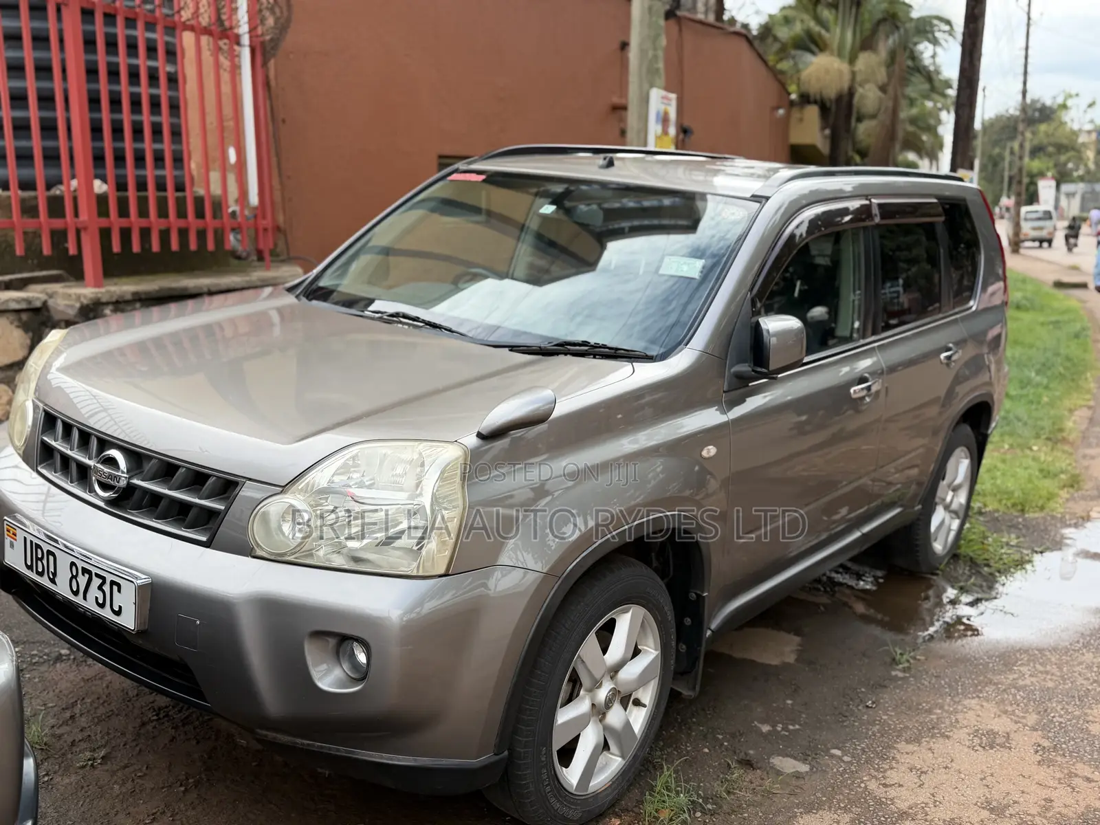 Nissan X-Trail 2010 Silver