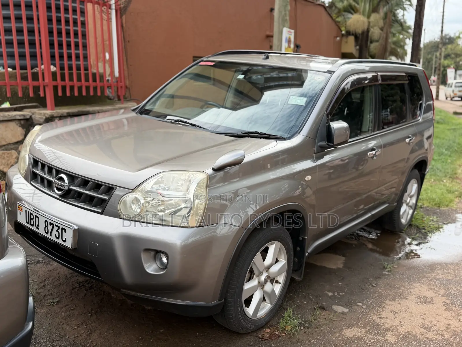 Nissan X-Trail 2010 Silver