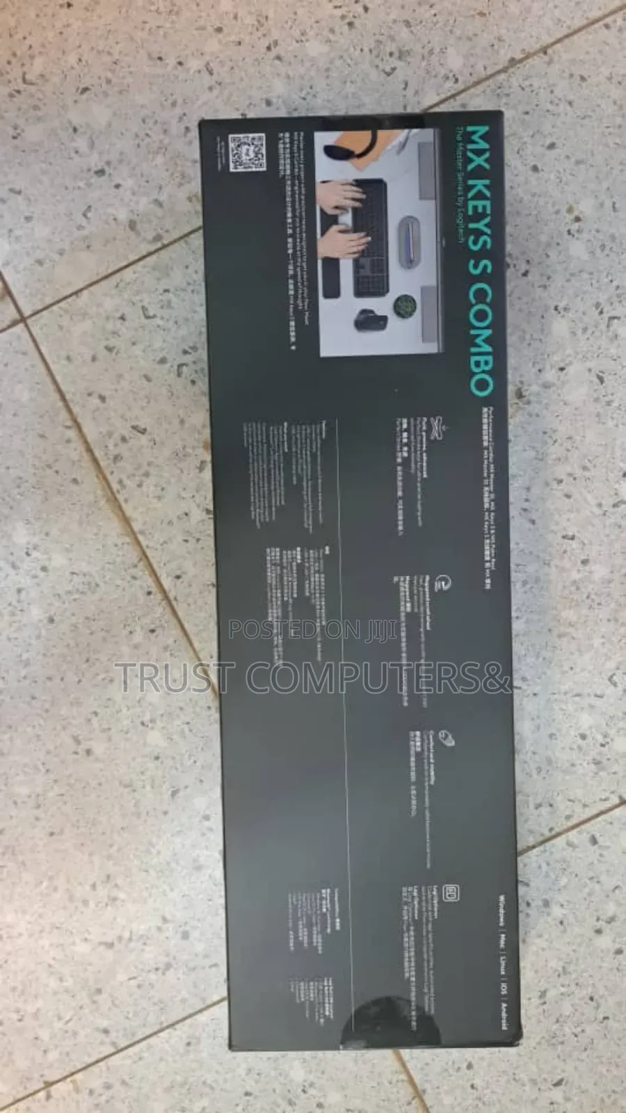 Logitech Mx Keys S Combo, a Wireless Keyboard and Mouse Set.