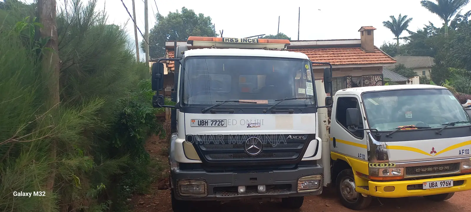 Mercedes Benz Axor 1823 Dump 3 Ways