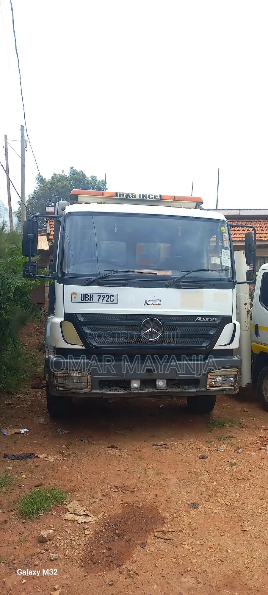 Mercedes Benz Axor 1823 Dump 3 Ways