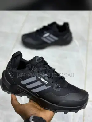 Adidas Casual Sneakers Brand New