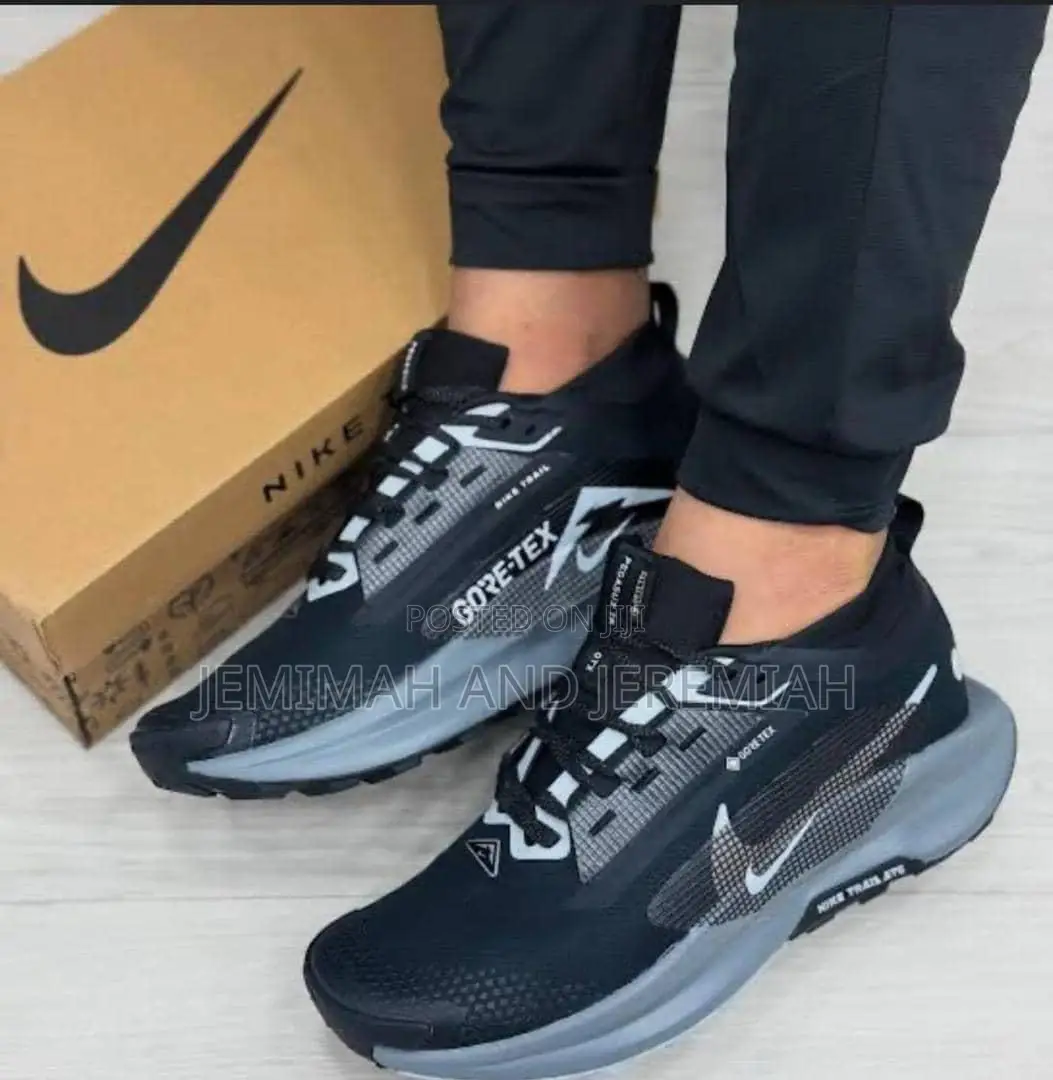 Nike Breathable Sneaker Kings