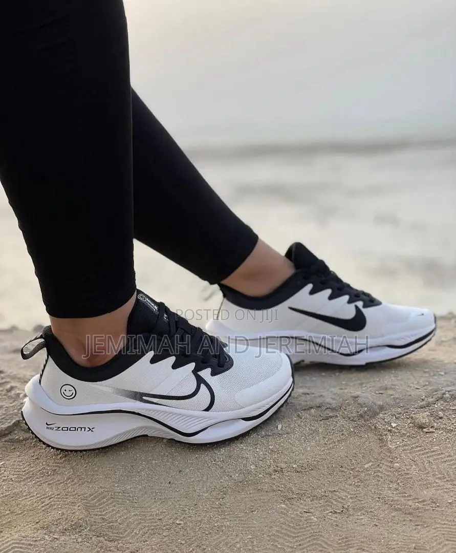 Nike Breathable Sneaker Kings